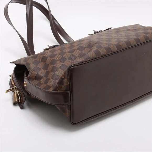 Authentic Louis Vuitton Damier Chelsea shoulder bag COA INCLUDED - Picture 3 of 10